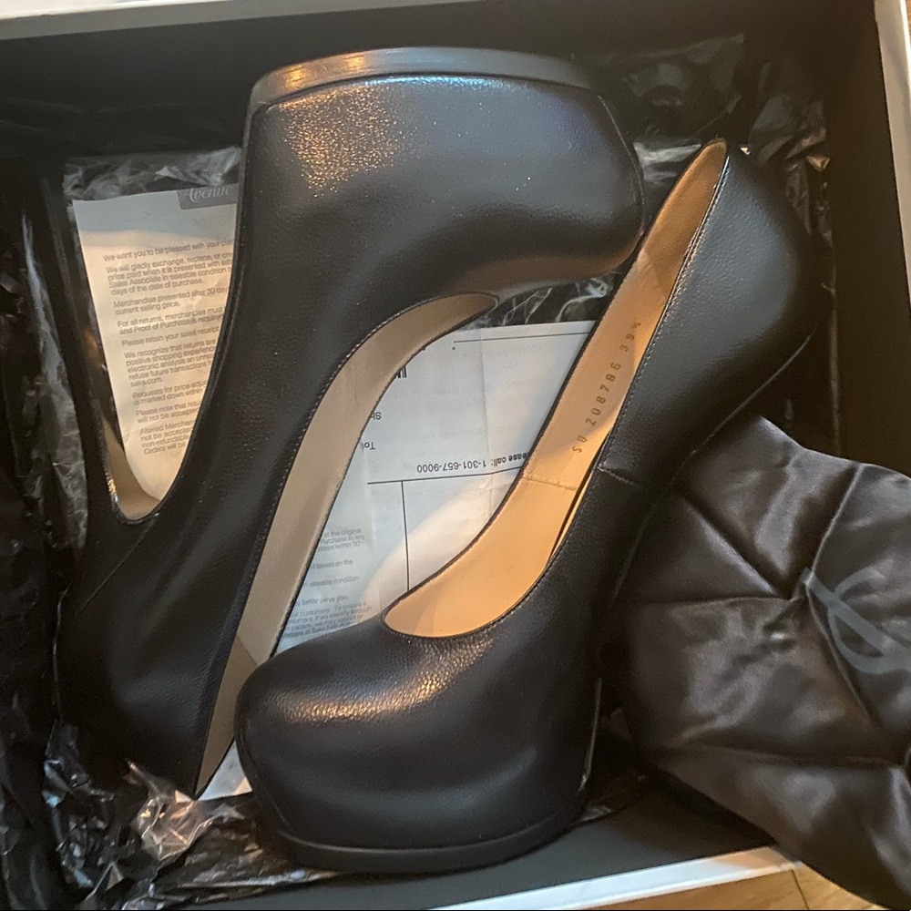 YSL Tribute Leather Platform Pumps